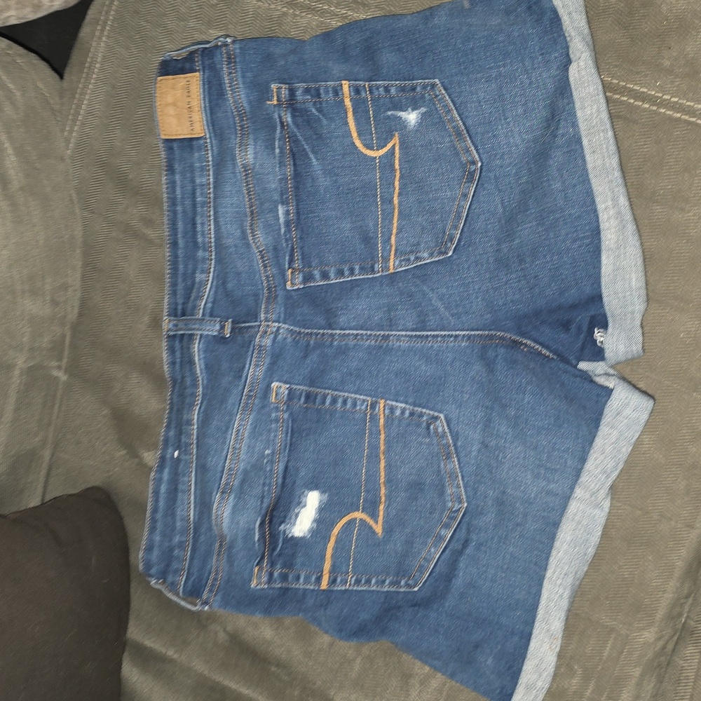 American Eagle Outfitters-Super Stretch Distressed Jean Shorts SZ 14 - Picture 4 of 5